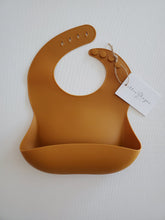 Load image into Gallery viewer, SILICONE BIB - CLAY
