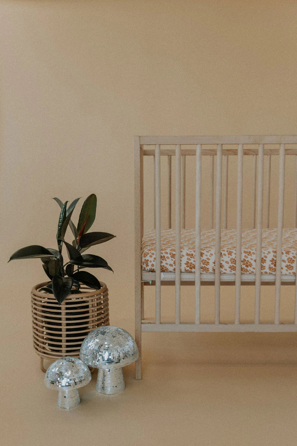 Retro Floral | Crib sheet - BRIXTON PHOENIX