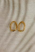 Load image into Gallery viewer, Organic Open Circle Stud Earrings - DEA DIA
