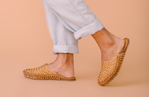WOVEN SLIDE / NATURAL LEATHER | WOMEN'S - MOHINDERS
