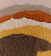 Load image into Gallery viewer, CHUNKY KNITTED SWEATER I RUST I BETTRKIND
